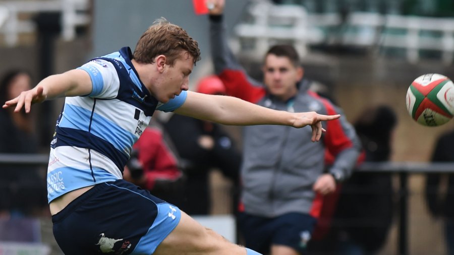 Pooler reinforces backs options with the addition of Bargoed RFC’s Matthew Lewis