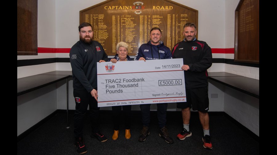 Club donates £5,000 to charity