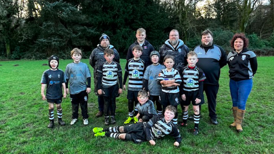Scarfe gives youngsters rugby masterclass